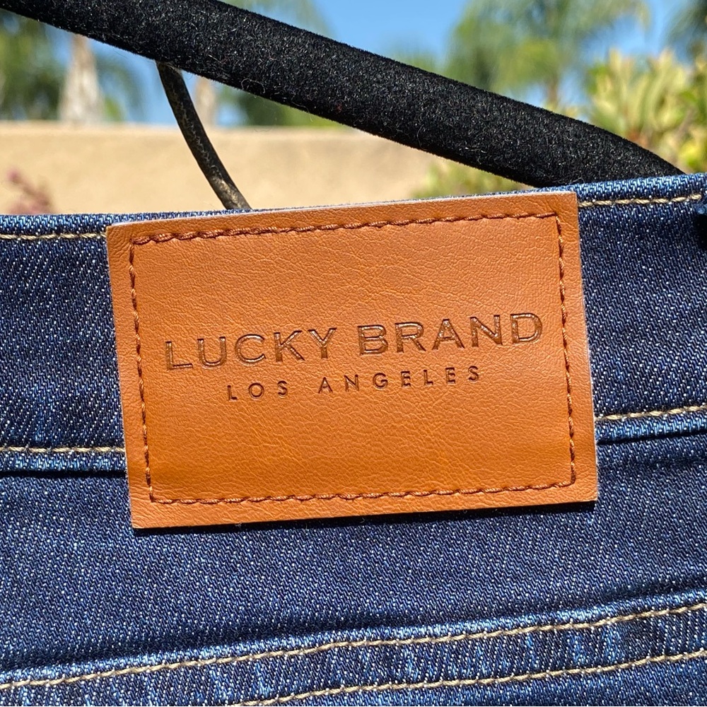 Lucky Brand Women’s Jeans - Picture 4 of 11